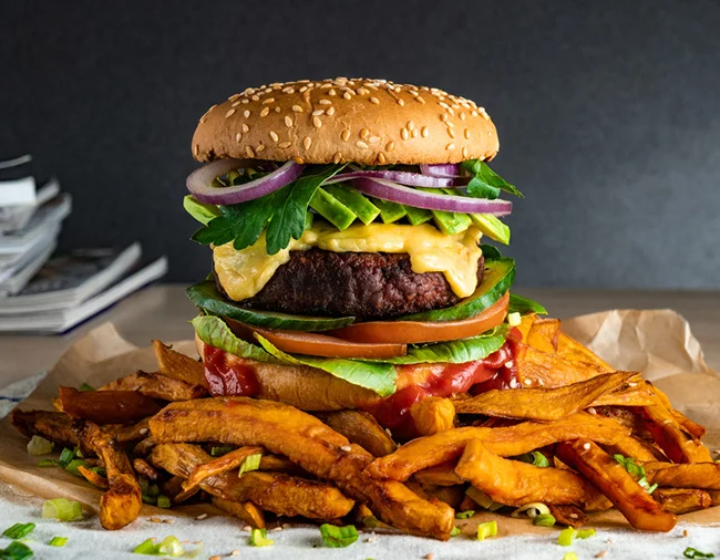 Hamburger with chips