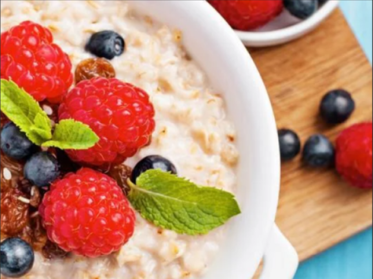 Oats with berries