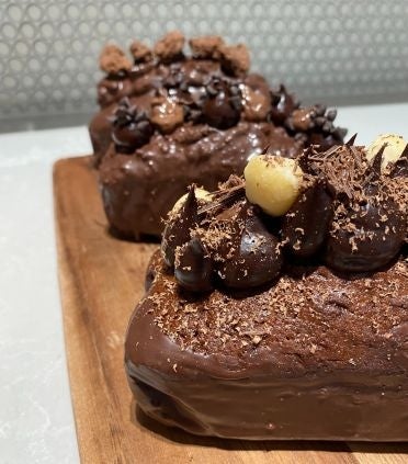 chocolate-coconut-travel-cake