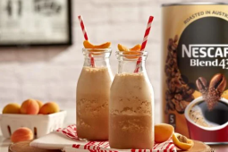 NESCAFÉ Apricot Smoothie
