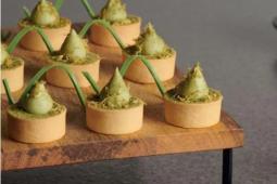 White chocolate matcha ganache tarts