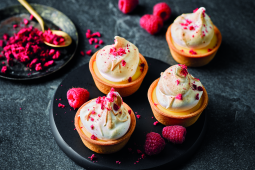 Lemon Tarts w Italian Merringue