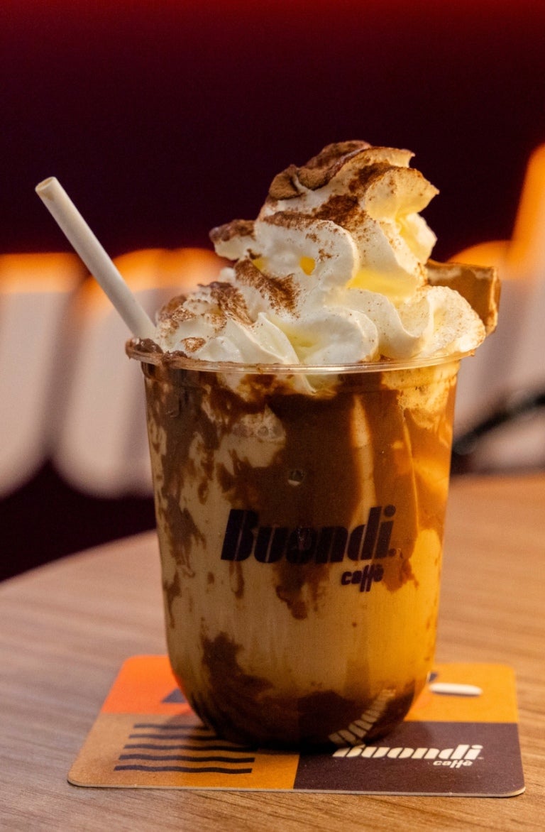 Iced KITKAT Latte